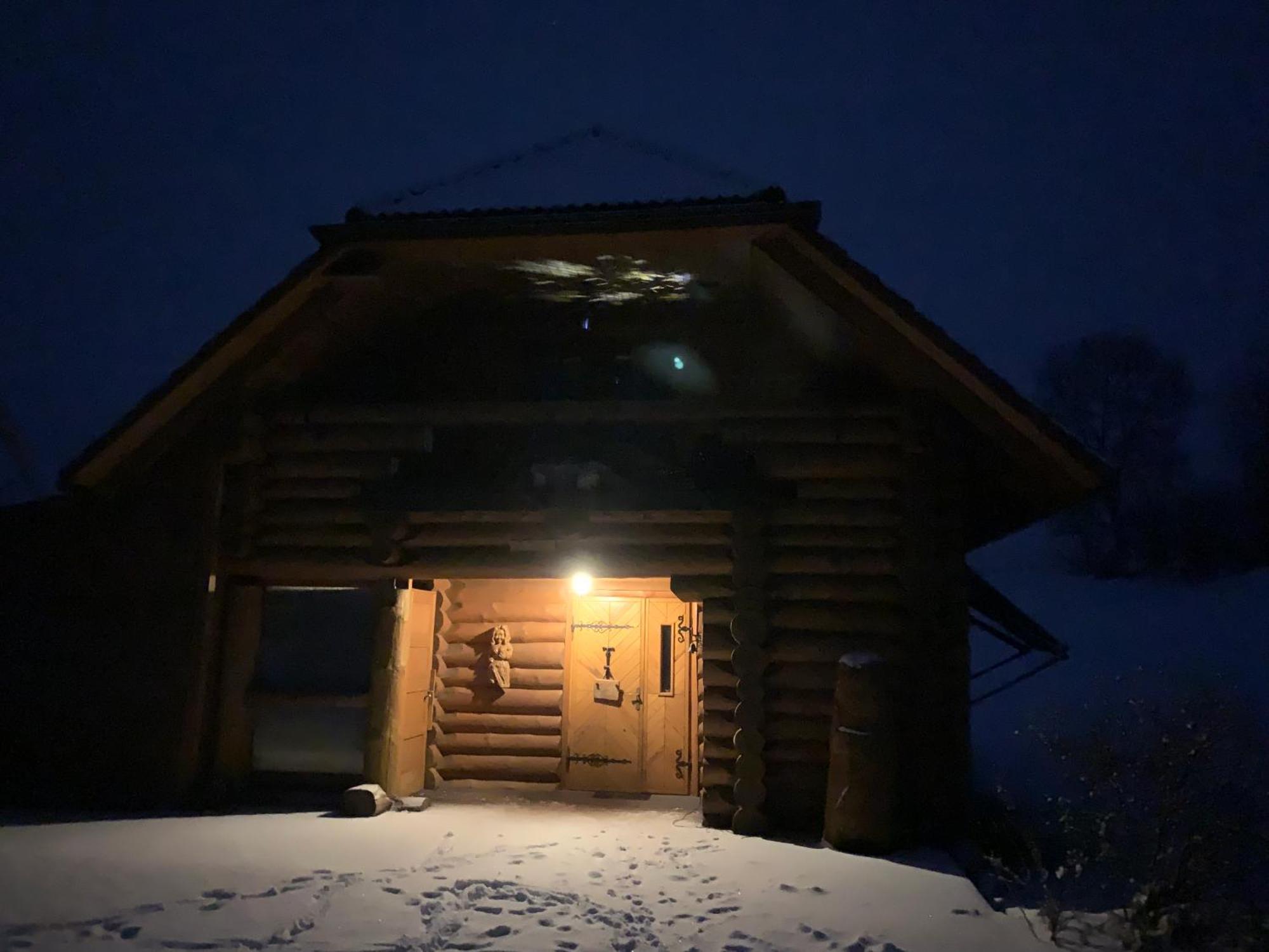 Kundzini Hotell Bīriņi Exteriör bild
