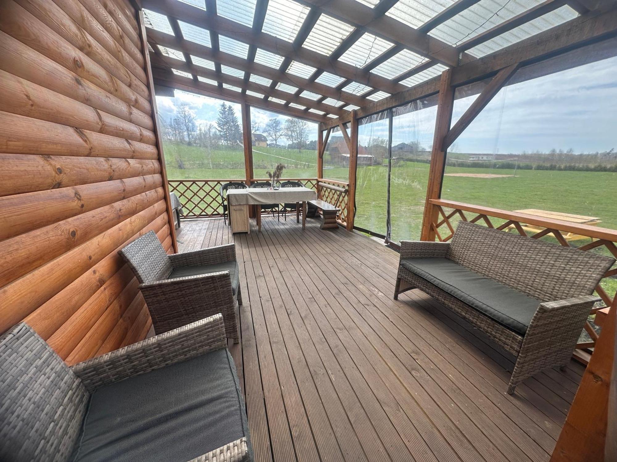 Kundzini Hotell Bīriņi Exteriör bild