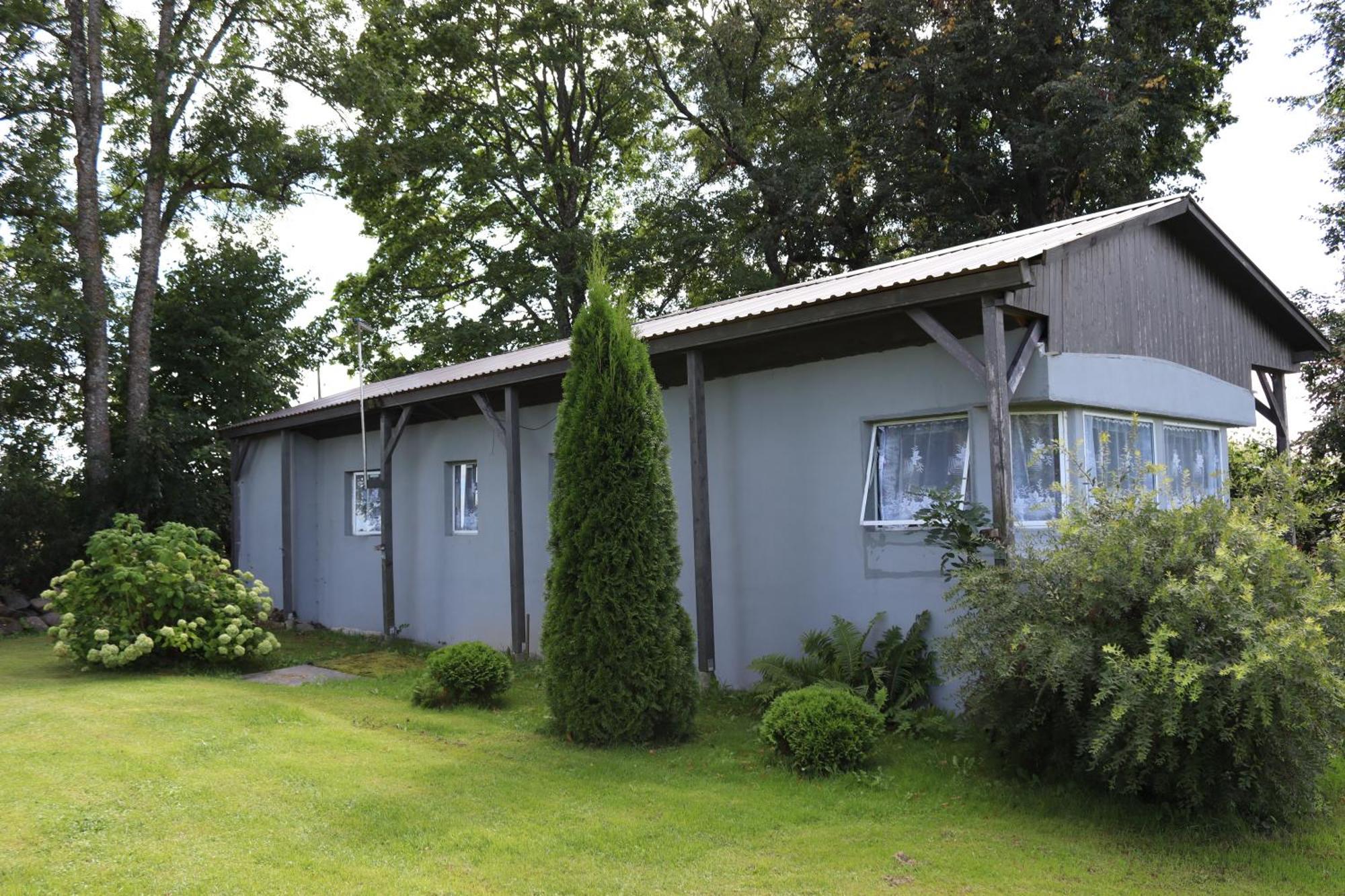 Kundzini Hotell Bīriņi Exteriör bild