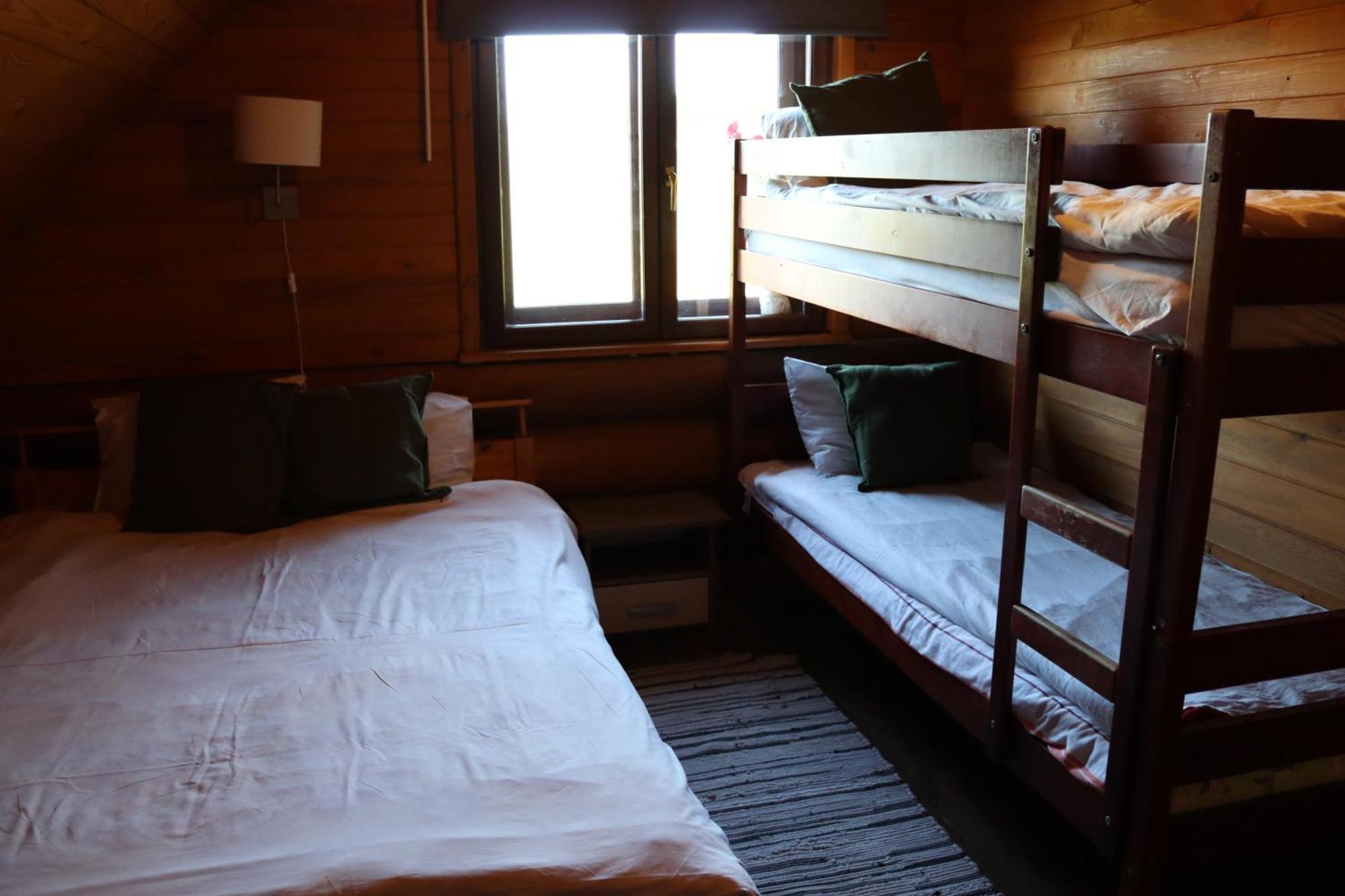 Kundzini Hotell Bīriņi Exteriör bild